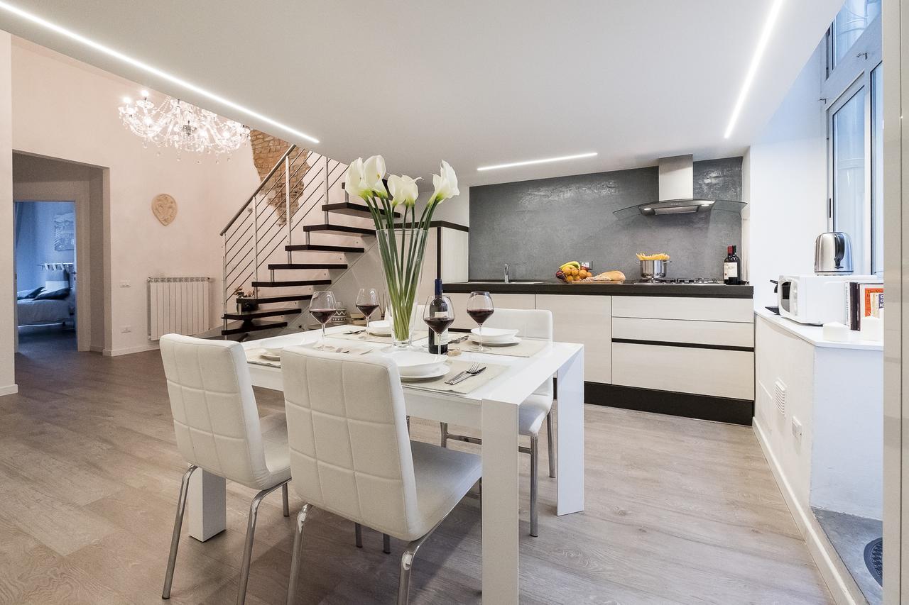 Silver Novella Luxury Apartment - Centro Storico Florence Exterior photo